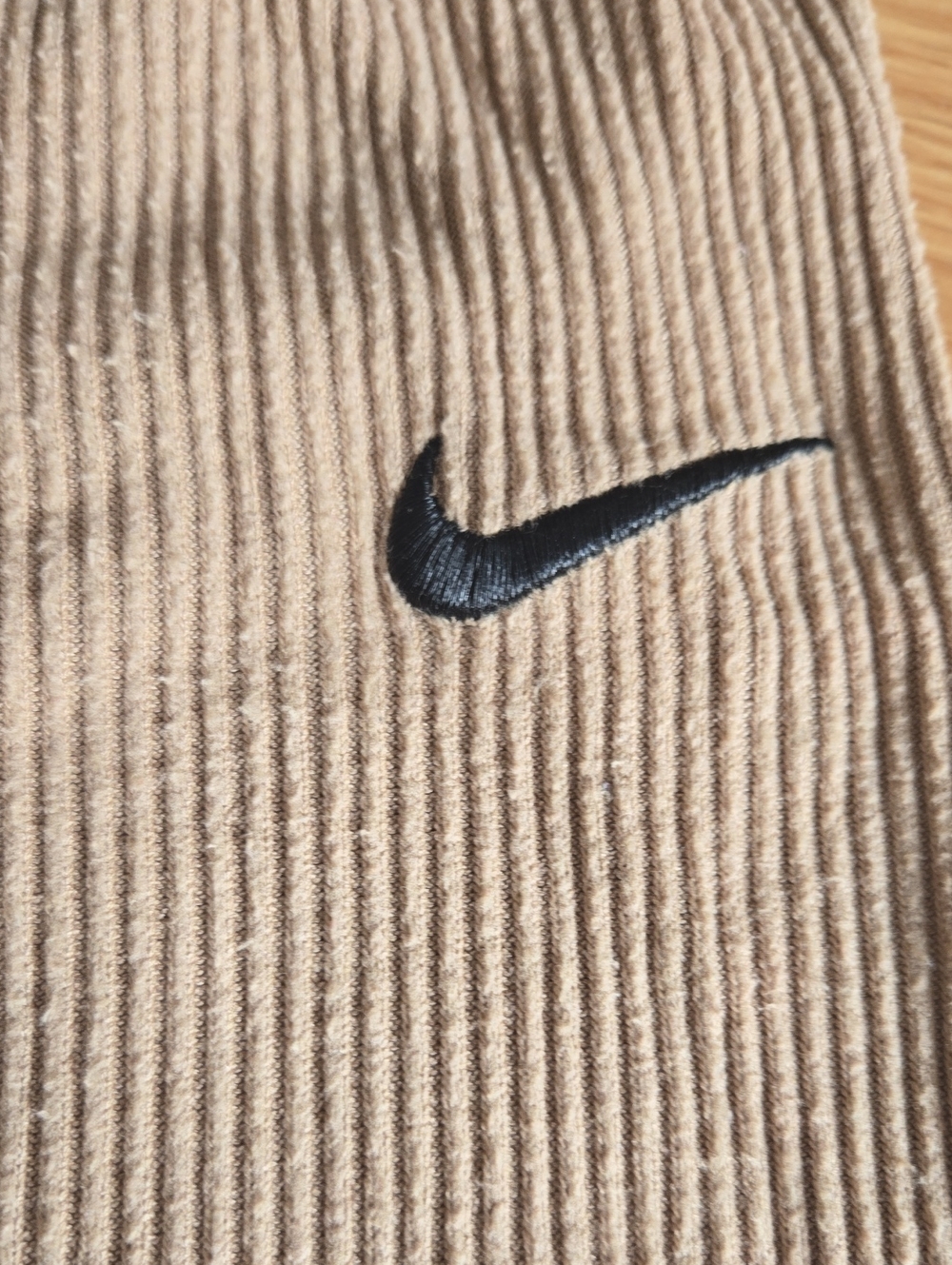 Nike Beige Fuzzy Corded Hoodie & Joggers Kids Set - Picture 6 of 11